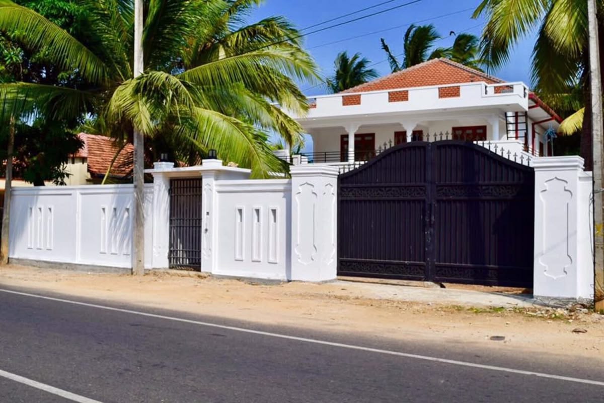 Two storey with balcony